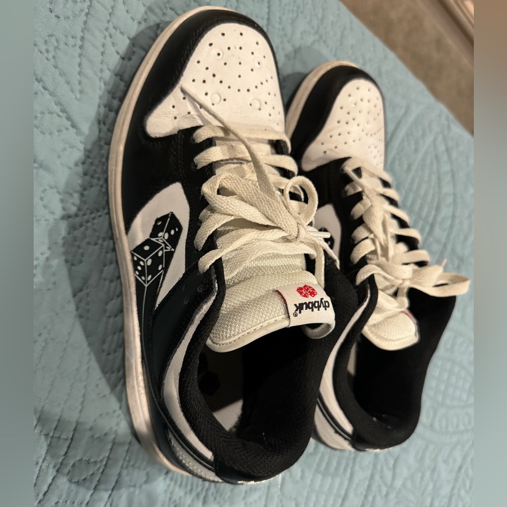 Good condition dybbuk shoes